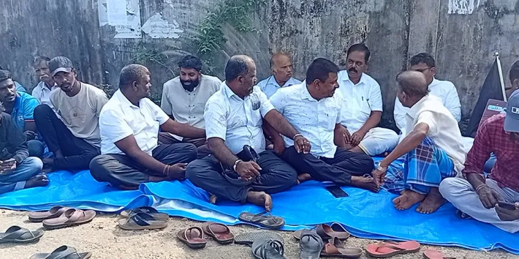 போராட்டத்தில் பங்கேற்பதற்கு ஸ்ரீதரன் உள்ளிட்டோர்க்கு நீதிமன்றம் தடை உத்தரவு!